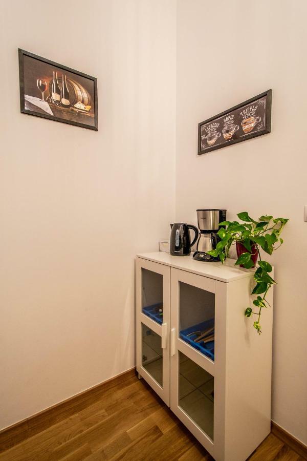 Design 3Bdr Apartment In Residence, Free Parking Prag Exterior foto